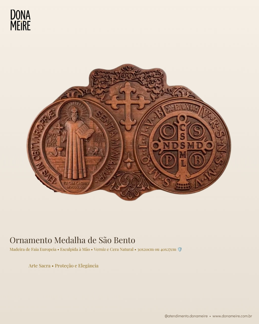 Ornamento Medalha de São Bento – Arte Sacra em Madeira de Faia Europeia