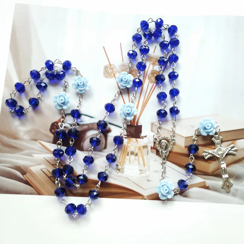Colar de Terço Religioso – Elegância em Cristal e Acabamento Premium