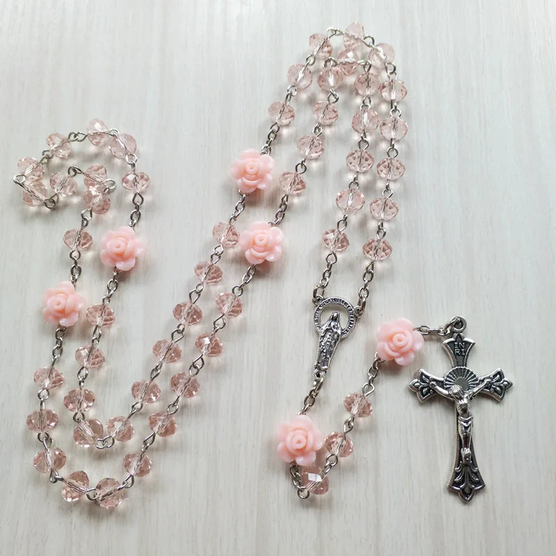 Colar de Terço Religioso – Elegância em Cristal e Acabamento Premium