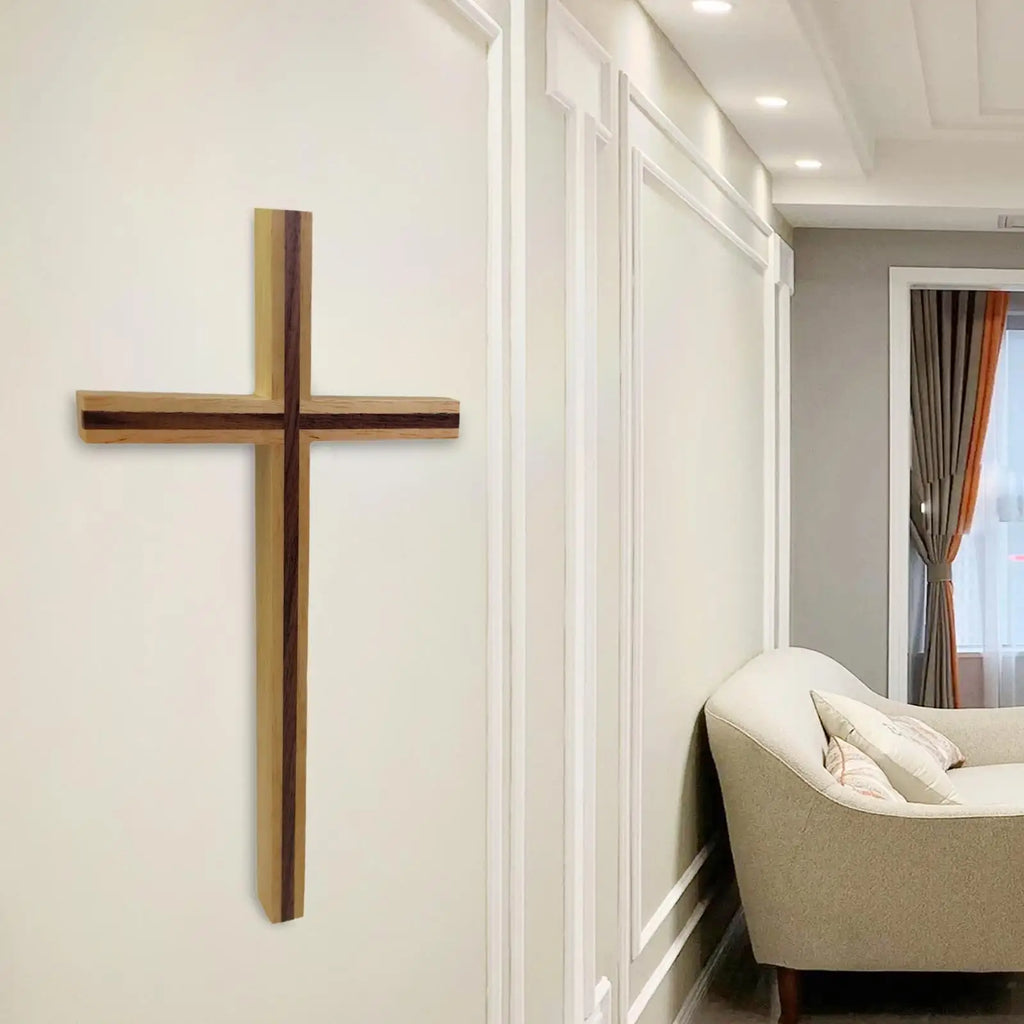 Crucifixo de Parede em Madeira – Arte Sacra para o Lar