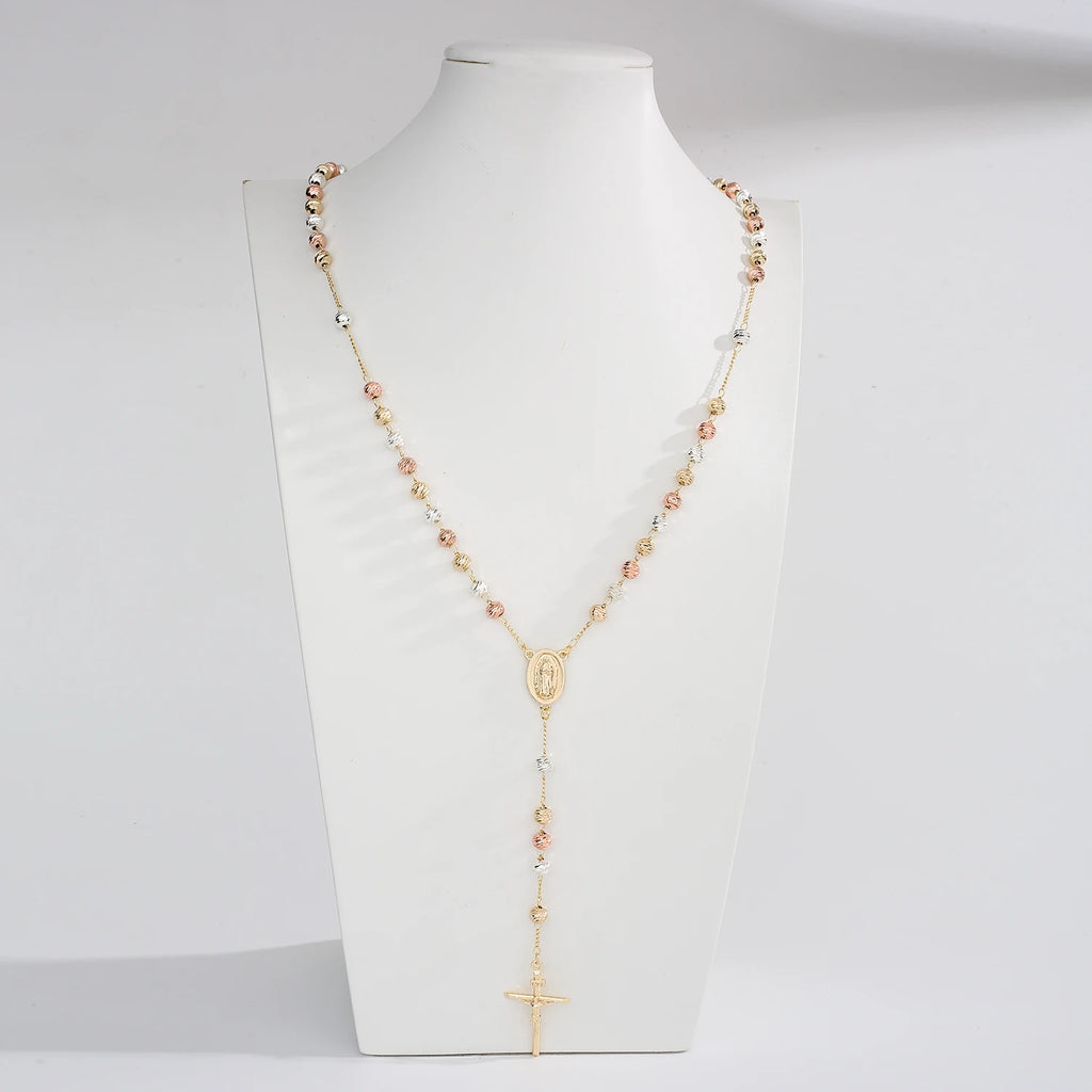 Colar de Terço com Pingente Redondo e Zircônias – Estilo e Devoção