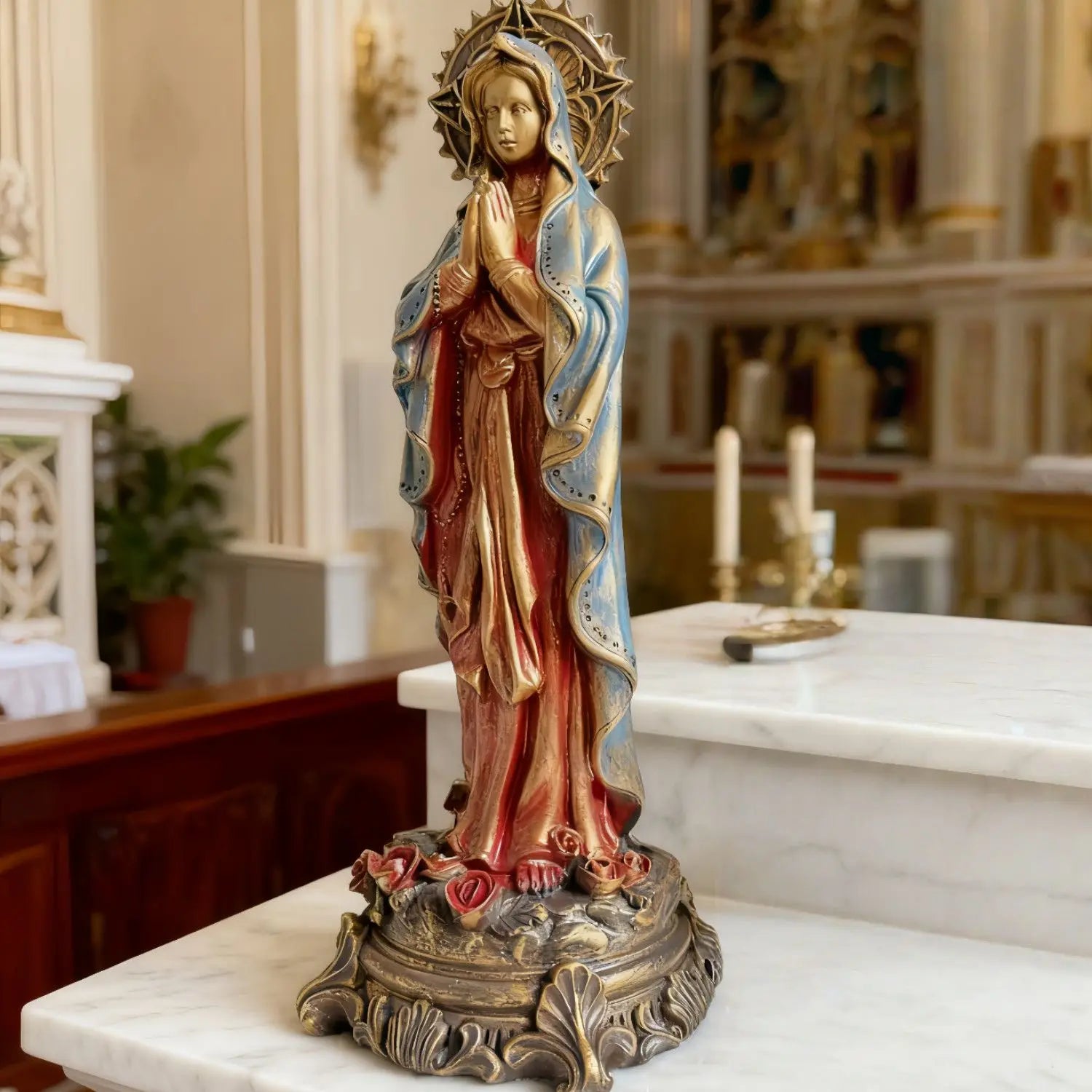 Estatueta de Nossa Senhora da Bênção – Escultura Artesanal em Resina